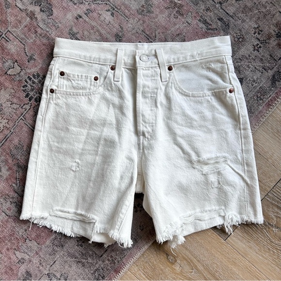 🆕 Levi’s Wondering Mind 501 High Rise Mid Thigh Ripped Shorts - Picture 4 of 10